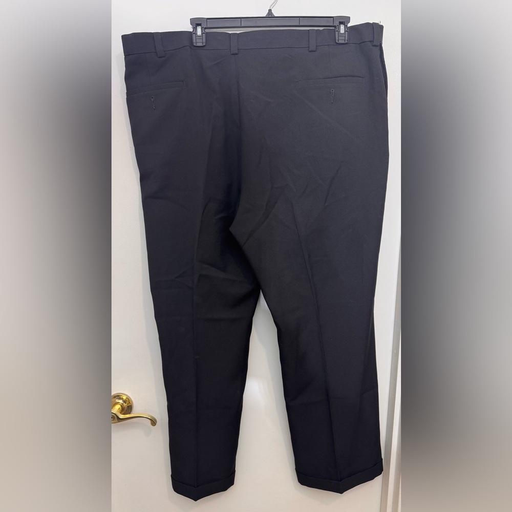 Men's Black Dress Pants – Classic Tailored Fit - Picture 2 of 4